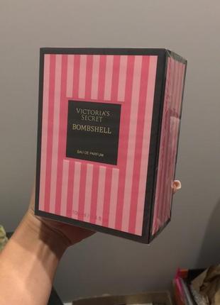 Парфуми духи victoria's secret парфюм bombshell   100 ml