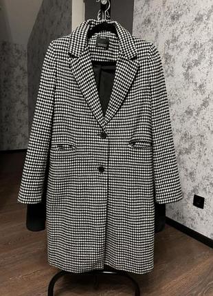 Пальто в гусячу лапку