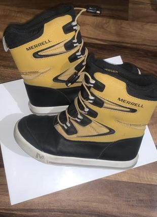 Детские сапоги merrell snow storm waterproof, 100% оригинал. розмір 34  по стільці 21 -22 см є маленький нюанс на останньому фото . можливий торг