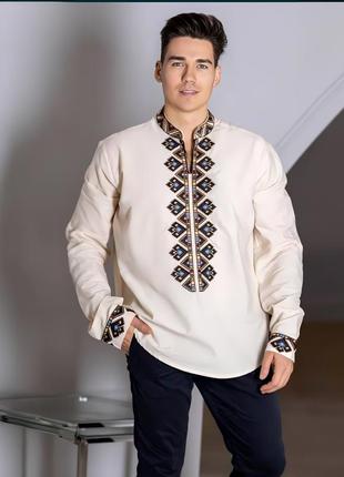 Стильная мужская вышиванка