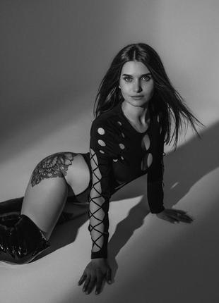 Боди,бодик с вырезами,дырками,на фотосессию,танцы,heels