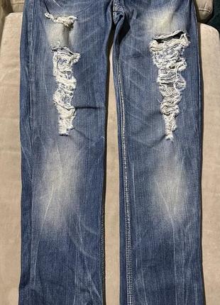 Джинсы