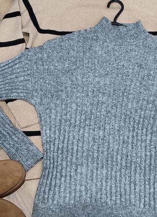 Сірий теплий светрик primark 2