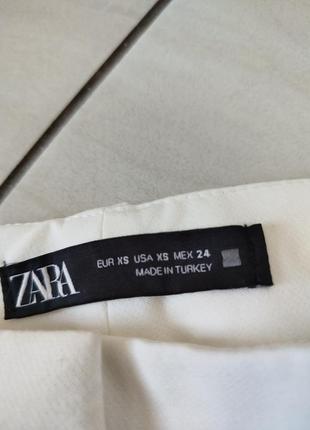 Белые брюки zara6 фото