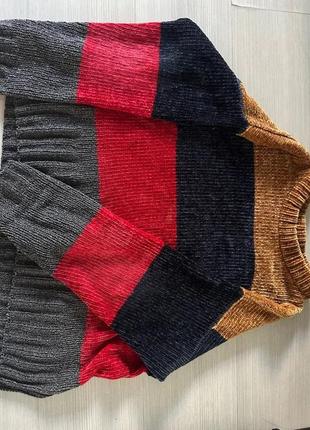 Укороченый свитер в полоску