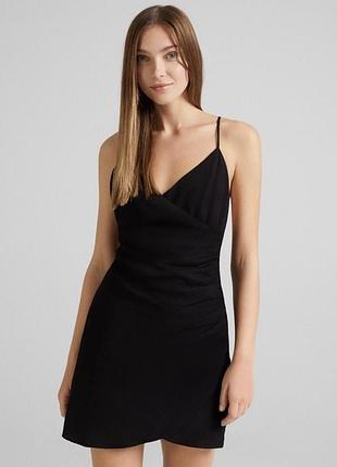 Міні сукня плаття коротке новорічна чорна щільна льняна bershka