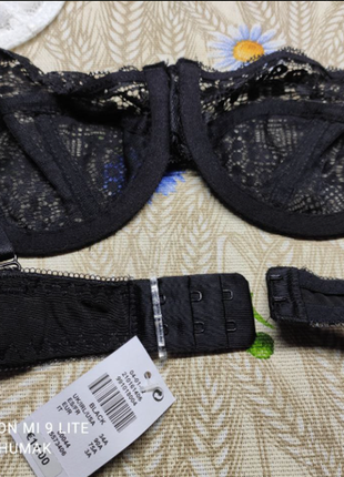 Набор кружевных бюстгальтеров(3шт) на косточках от primark размер евро 80в3 фото