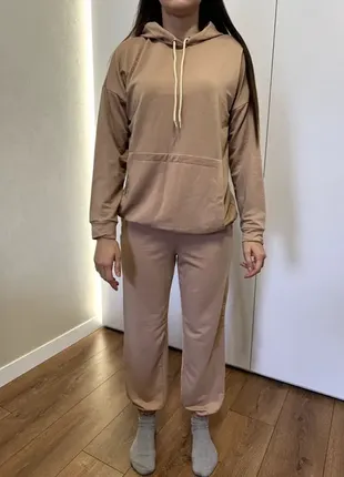 Базовый костюм, худи и штаны
