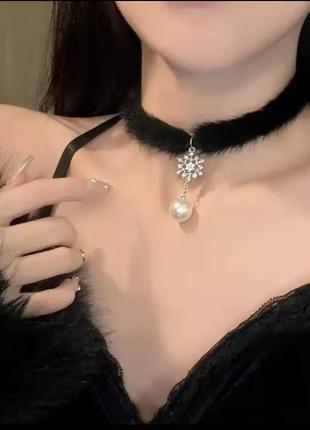 Чокер мех со снежинкой и жемчужиной в корейском стиле