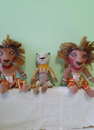 Фігурки вінтажні колекційні disney the lion king - simba -30 см , nala - 25 см