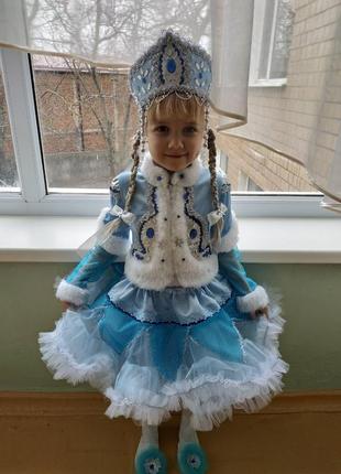 Шикарный новогодний костюм снегурочки