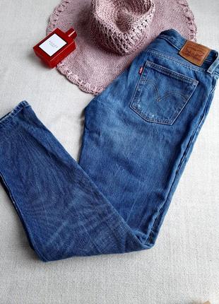 Джинсы с рваностями levis 501 ct