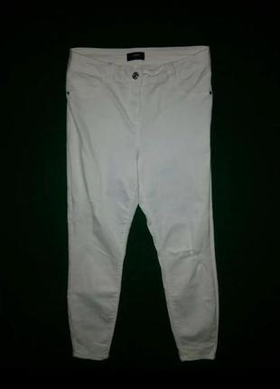 Белие стреч джинси