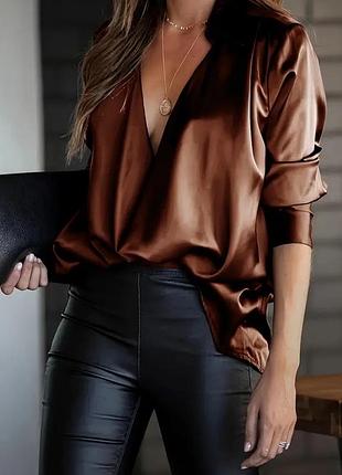 Атласная блуза большого размера