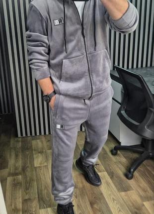 Мужской костюм
