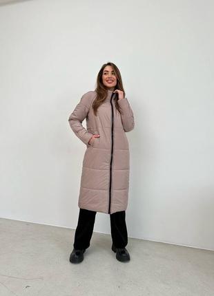 Базовая зимняя куртка пальто женская на силиконе с капюшоном