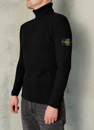 Свитер под горло stone island