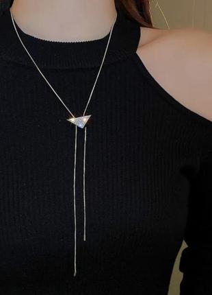 Треугольное колье в стиле прада
