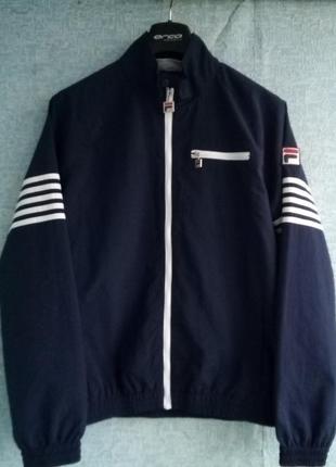 Ветровка водонепроницаемая бренда fila оригинал.
