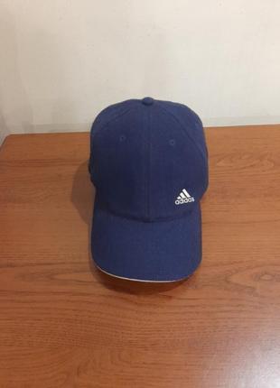 Шерстяная кепка adidas