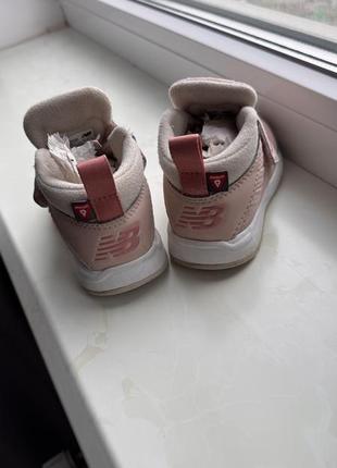 Черевики new balance