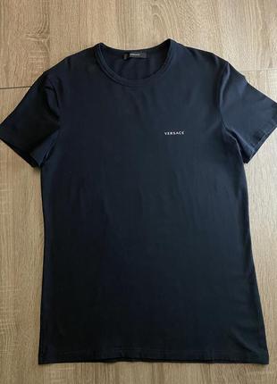 Жіноча футболка