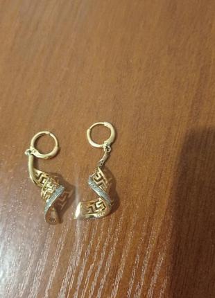 Сережки біжутерія