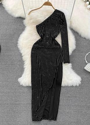 Женское бархатное платье с блеском