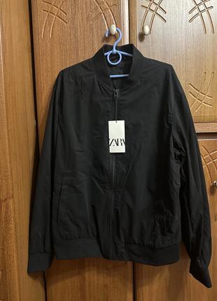 Чоловічий бомбер