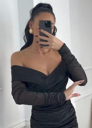 Жіноча вечірня сукня