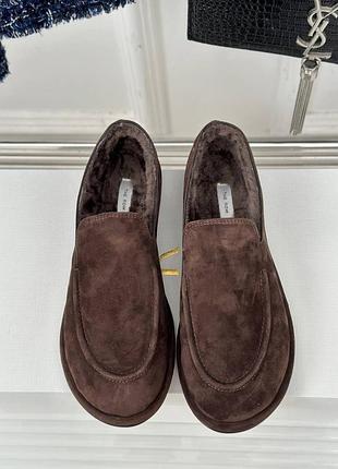 Лоферы меховые the row замшевые