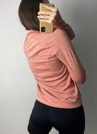 Спортивна кофтинка рашгард на 1/4 блискавці від nike з рефлективним логотипом та розрізами для пальчиків7 фото