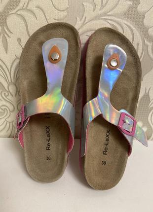 Шльопанці в стилі birkenstock