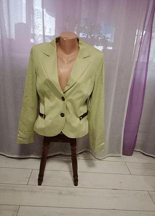 Костюм жіночий двійка