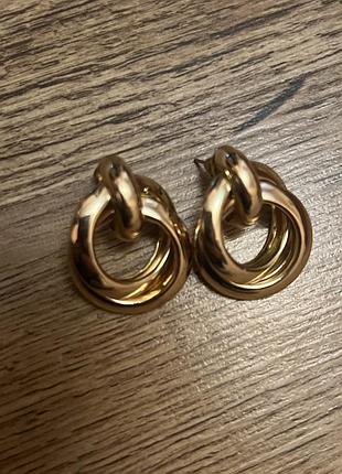 Сережки жіночі