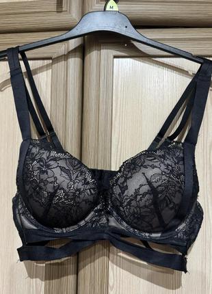 Очень красивый бюстгальтер с пуш апом