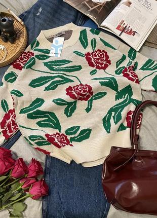 Джемпер с вышивкой