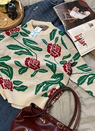 Джемпер с вышивкой