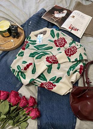 Джемпер с вышивкой