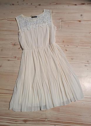 Нежное платье