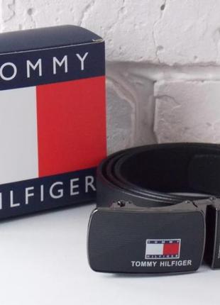 Мужской кожаный ремень-автомат tommy hilfiger