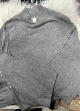 Женский свитер под горло h&m