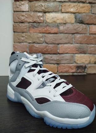 Кроссовки nike air jordan оригинал jumpman two trey