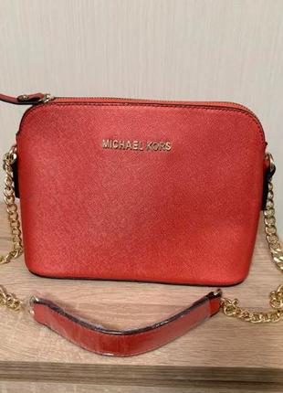 Совершенно новая стильная сумка michael kors куплена в магазине