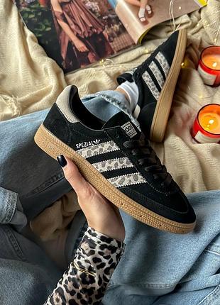Женские кроссовки 
spezial black/leo
