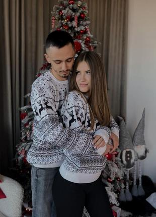 Парные новогодние свитера🥰😍