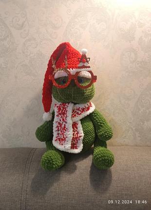 Вязаная крючком игрушка гренч