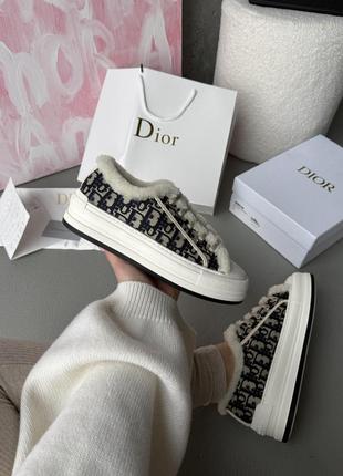 Кеды с натуральным мехом овчина в стиле диор dior platform sneakers deep blue fur