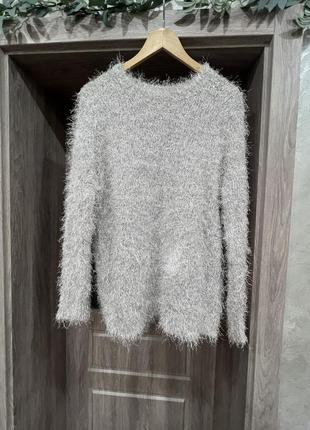 Блискучий пухнастий светр травка