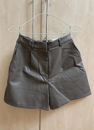 Шорти